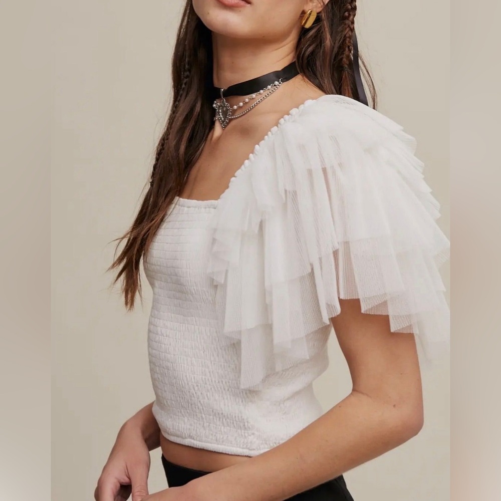 Tulle Ruffle Smocked Top NWT with Flaw medium